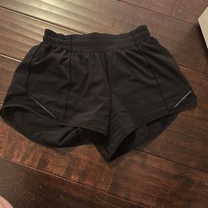 Lululemon Hotty hot shorts